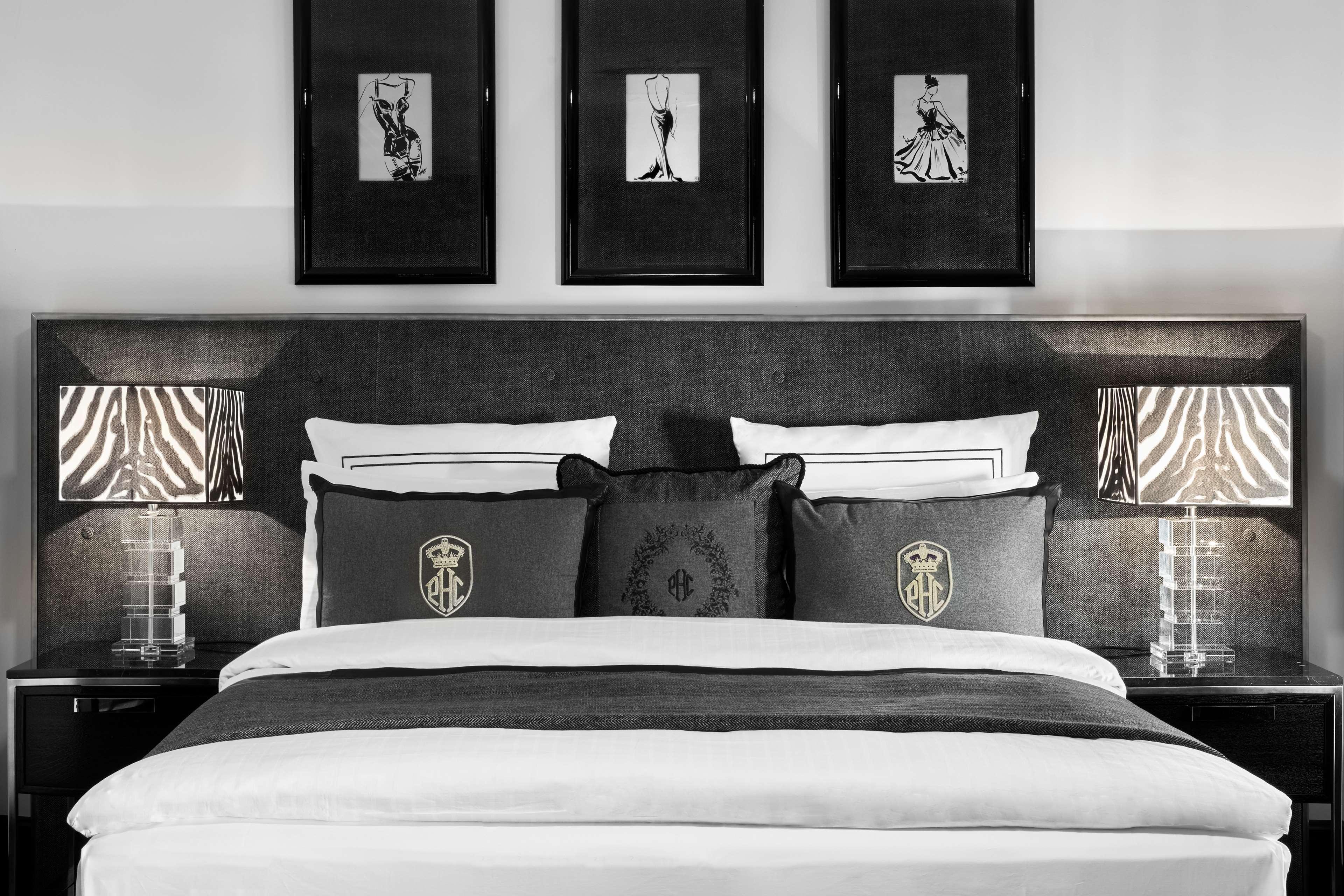 Schlosshotel Berlin Exterior photo A bedroom at the hotel