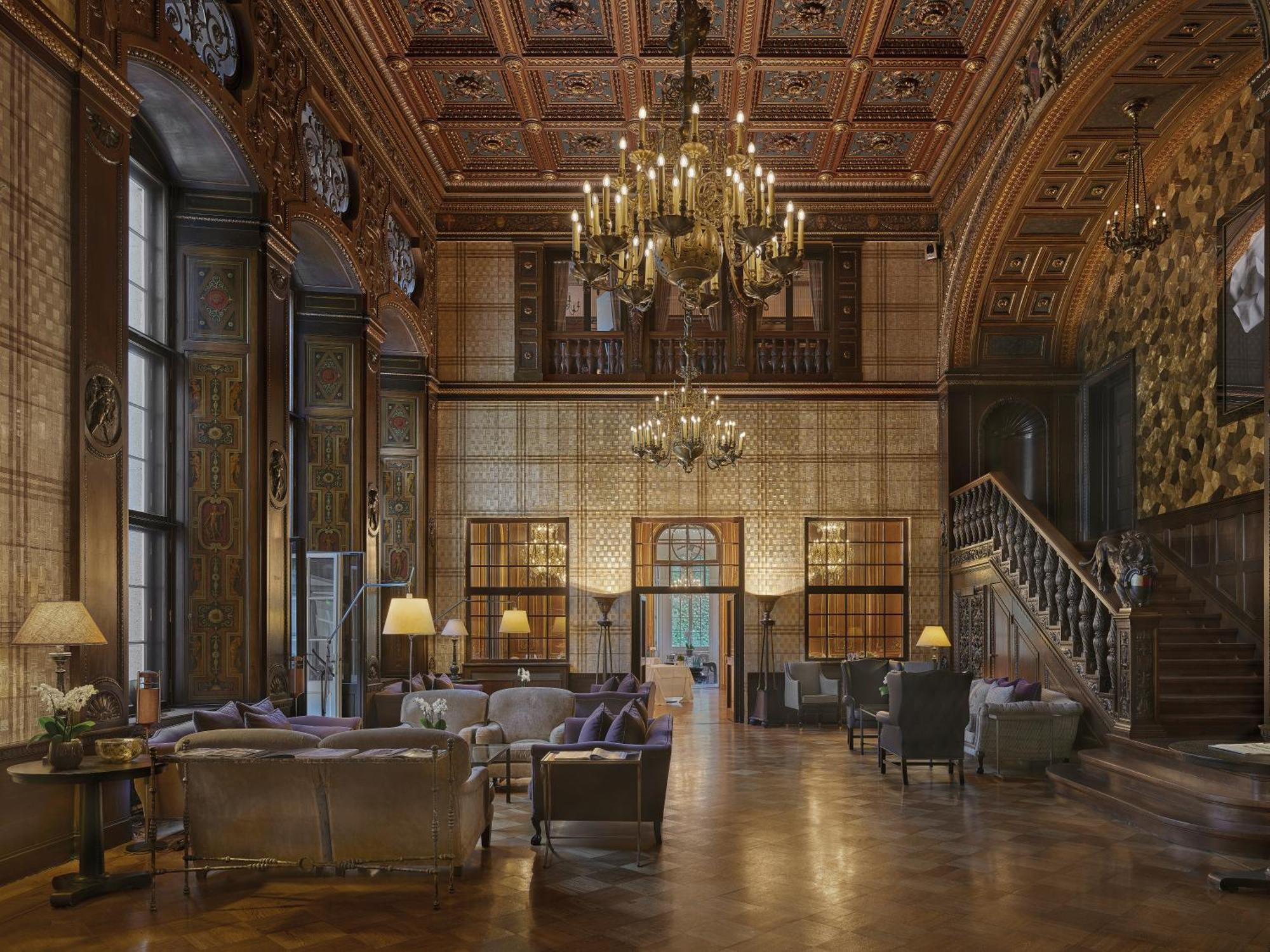 Schlosshotel Berlin Exterior photo The lobby of the hotel